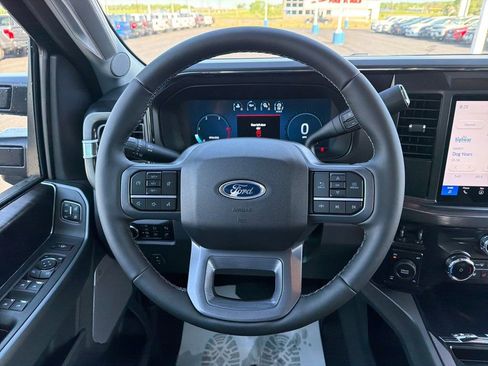 New 2026 Ford F250 Lariat w/ Black Appearance Package AWD/4WD image 14