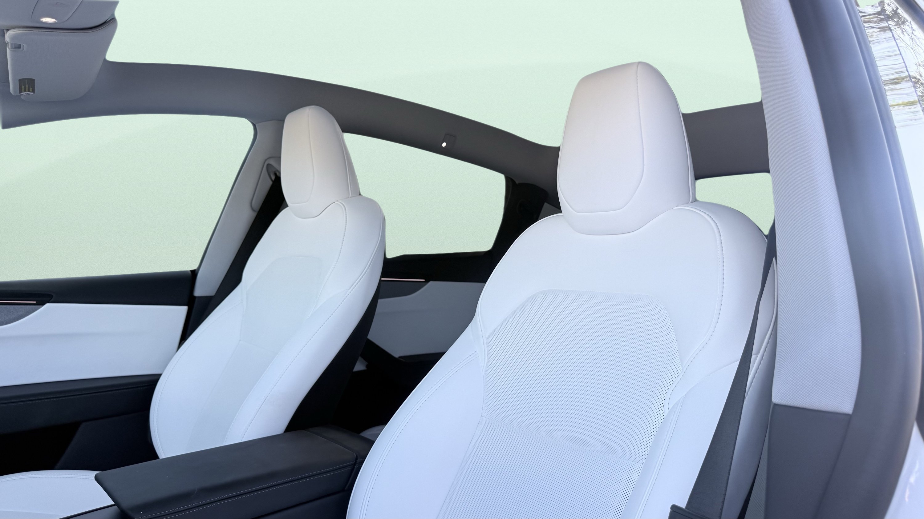 Used 2026 Tesla Model Y 2WD image 24