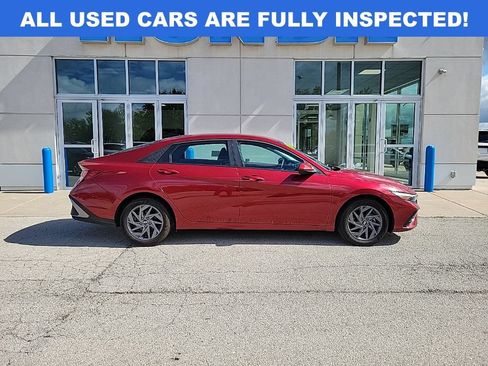 Used 2024 Hyundai Elantra SEL FWD image 4