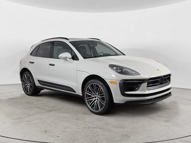 Used 2024 Porsche Macan S AWD/4WD image 3