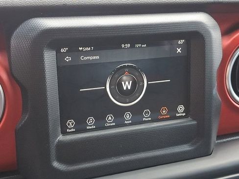 Used 2018 Jeep Wrangler Unlimited Rubicon AWD/4WD image 19