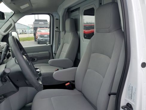 New 2027 Ford E-350 and Econoline 350 Super Duty w/ Power Equipment Group RWD image 22
