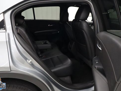 Used 2025 Cadillac XT4 Premium Luxury FWD image 27