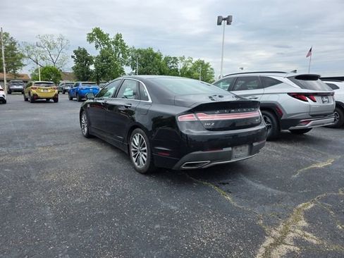 Used 2020 Lincoln MKZ FWD image 3