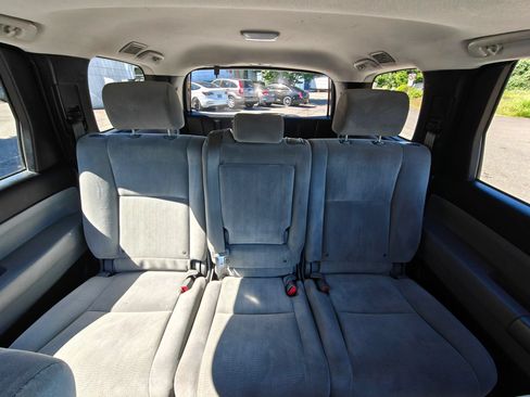 Used 2010 Toyota Sequoia SR5 AWD/4WD image 35