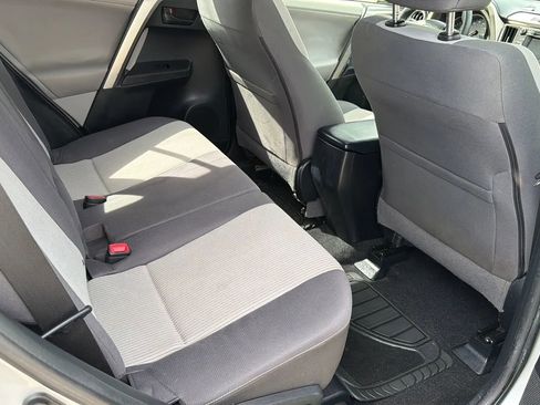 Used 2013 Toyota RAV4 XLE image 18