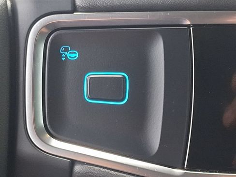 Used 2025 Ford Expedition Max Active AWD/4WD image 21