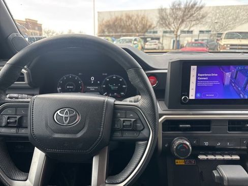 Used 2024 Toyota Tacoma TRD Off-Road w/ TRD Off Road Upgrade Package image 10