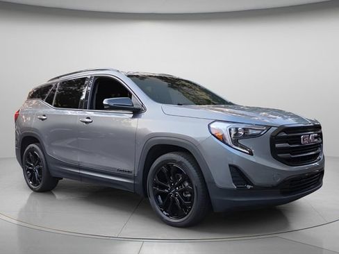 Used 2021 GMC Terrain SLE w/ Elevation Edition FWD image 9