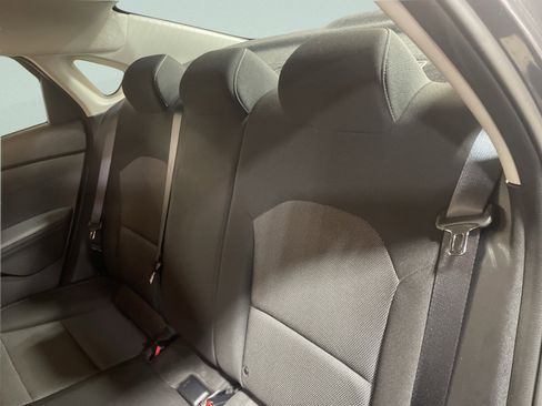 Used 2023 Kia Forte LXS image 11