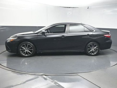 Used 2015 Toyota Camry XSE FWD image 5