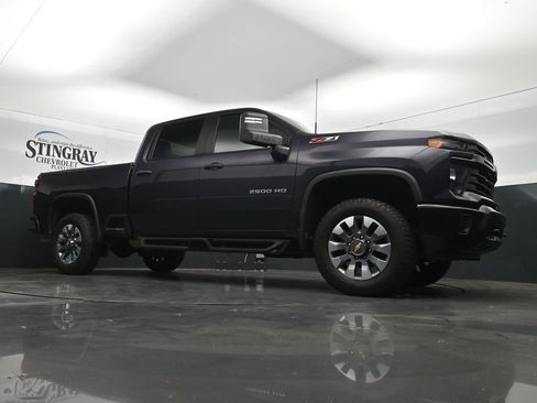 Used 2024 Chevrolet Silverado 2500 Custom w/ Custom Convenience Package AWD/4WD image 26