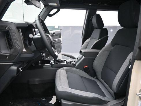 New 2026 Ford Bronco Big Bend AWD/4WD image 9