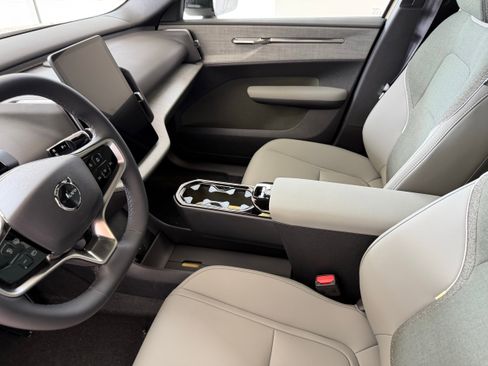 New 2026 Volvo EX30 Cross Country Ultra w/ Protection Package Premier image 12