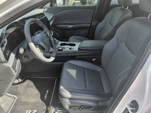 Used 2024 Lexus RZ 450e Premium image 6
