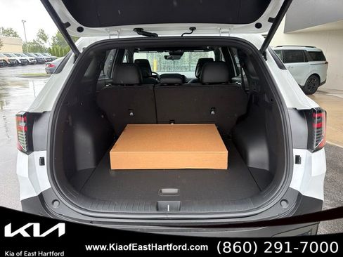 New 2026 Kia Sportage X-Line w/ X-Line Technology Package AWD/4WD image 16
