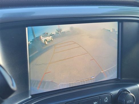 Used 2018 Chevrolet Silverado 1500 LT w/ LT Eassist Package image 17