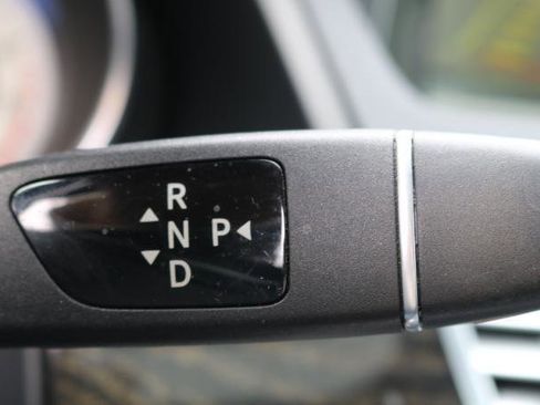 Used 2014 Mercedes-Benz E 350 Sedan image 16