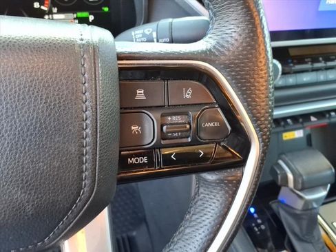 Used 2023 Toyota Tundra Platinum image 32