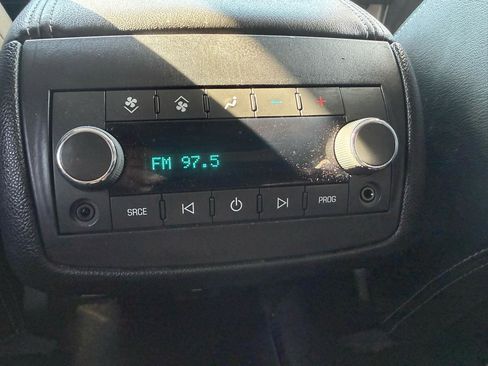 Used 2016 Buick Enclave Premium w/ Experience Buick Package image 10