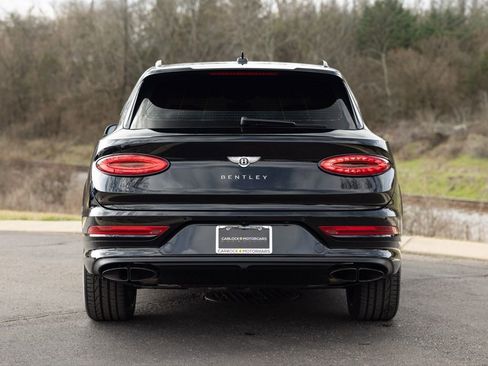 Certified 2025 Bentley Bentayga AWD/4WD image 10