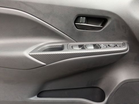 Certified 2025 Nissan Versa S w/ S Plus Package FWD image 9