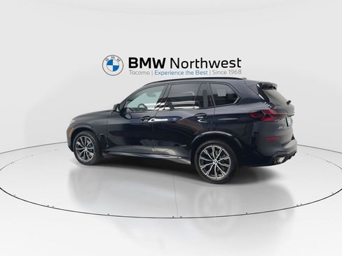 New 2026 BMW X5 xDrive40i w/ M Sport Package AWD/4WD image 12
