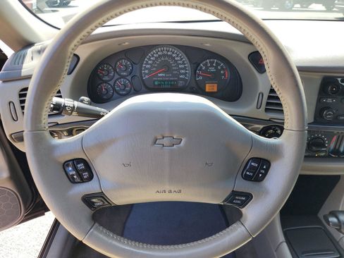 Used 2004 Chevrolet Impala SS w/ Preferred Equipment Group FWD image 20