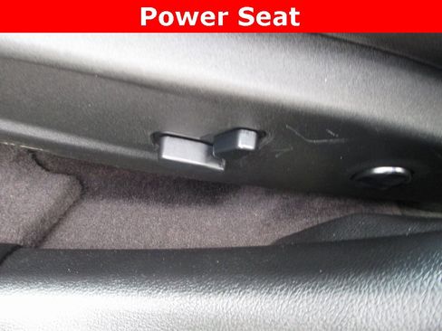 Used 2016 Dodge Charger R/T image 18