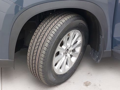 Used 2024 Toyota Grand Highlander AWD image 36