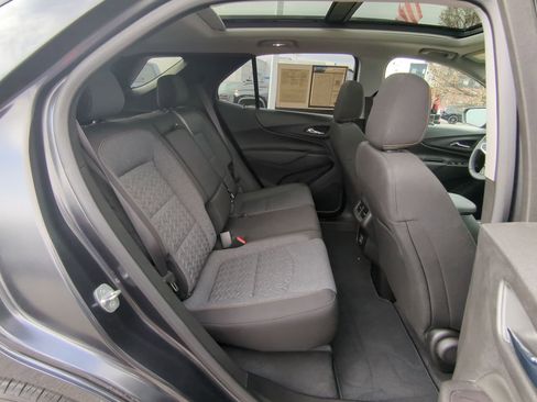 Used 2022 Chevrolet Equinox LT image 28