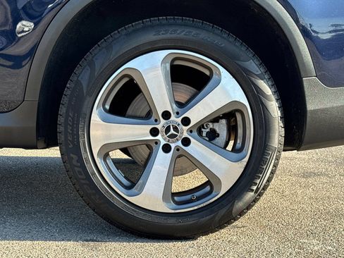 Used 2019 Mercedes-Benz GLC 300 image 27