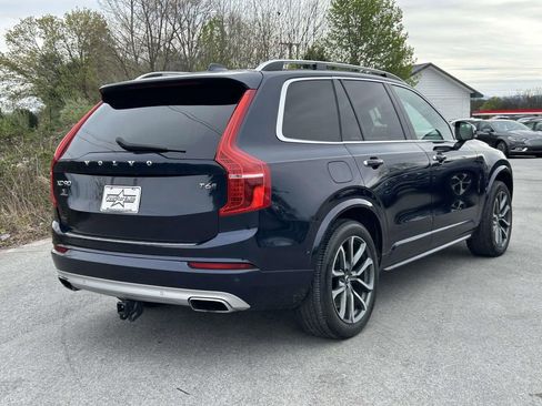 Used 2017 Volvo XC90 T6 Momentum w/ Vision Package image 3