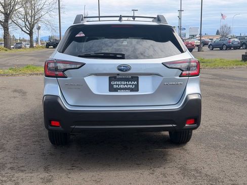 Used 2024 Subaru Outback Premium image 6