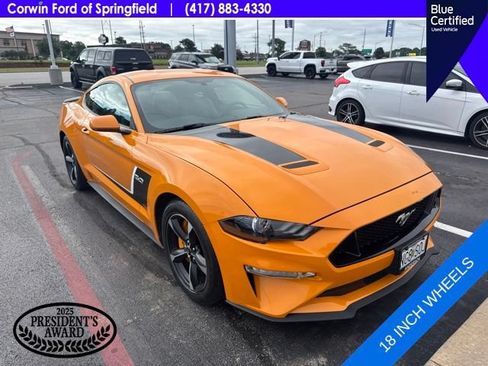 Used 2018 Ford Mustang GT w/ Equipment Group 301A RWD image 4