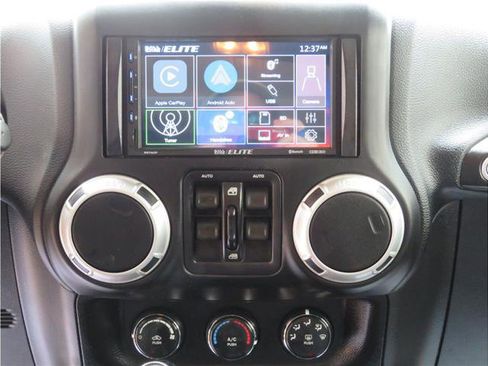 Used 2017 Jeep Wrangler Unlimited Sahara w/ Connectivity Group image 6