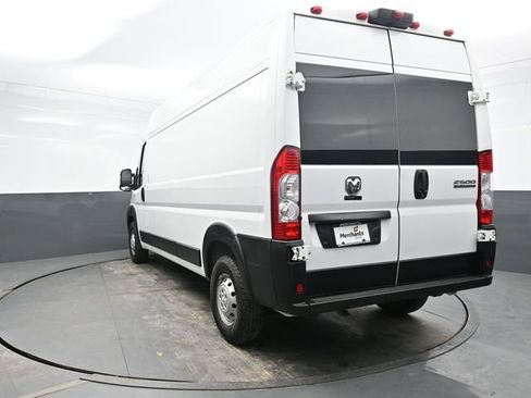 Used 2023 RAM ProMaster 2500 FWD image 5