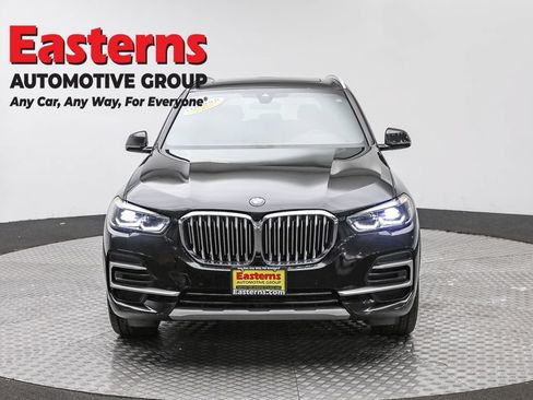 Used 2023 BMW X5 xDrive40i AWD/4WD image 2