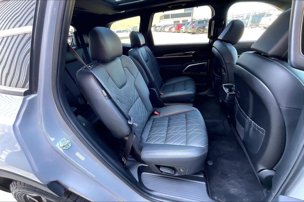Used 2024 Kia Telluride SX X-Pro AWD/4WD image 27