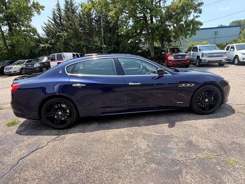 Used 2017 Maserati Quattroporte S GranLusso Q4 AWD/4WD image 9