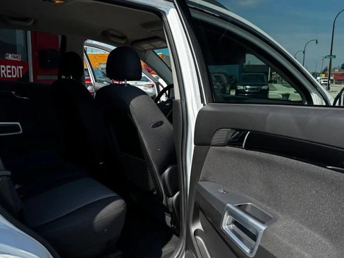 Used 2015 Chevrolet Captiva Sport LS FWD image 18