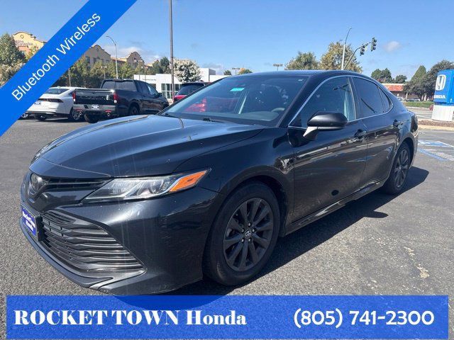 Used 2019 Toyota Camry LE FWD image 1