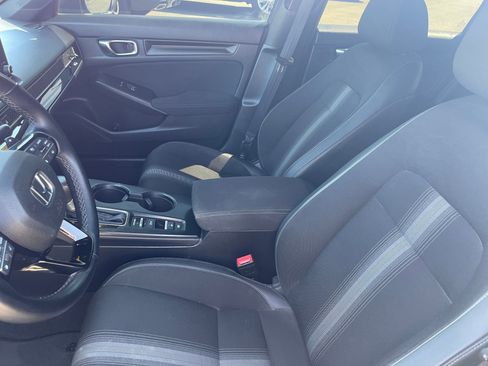 Used 2022 Honda Civic Sport image 10