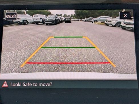 Certified 2024 Volkswagen Tiguan SE R-Line image 23