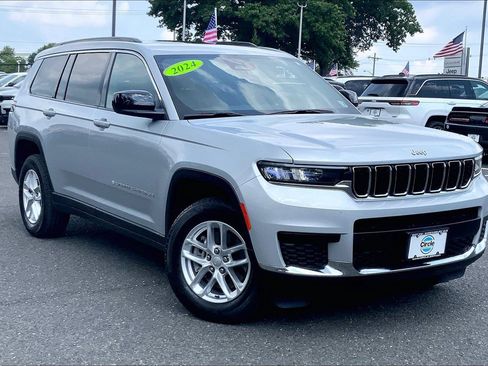 Certified 2024 Jeep Grand Cherokee L Laredo AWD/4WD image 2