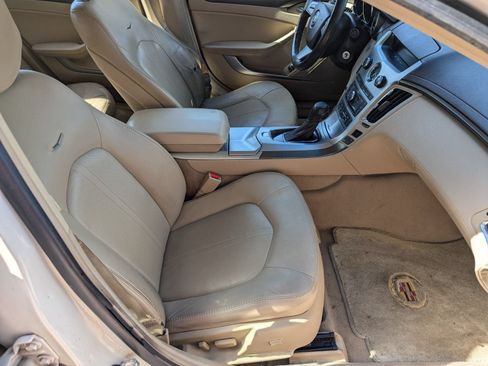 Used 2013 Cadillac CTS Luxury RWD image 16
