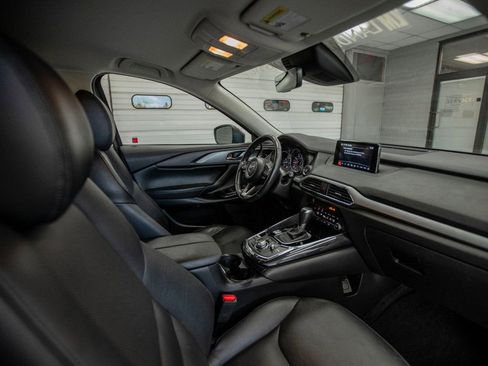 Used 2019 MAZDA CX-9 Touring image 13