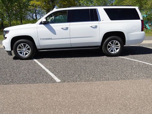 Used 2019 Chevrolet Suburban LT AWD/4WD image 5
