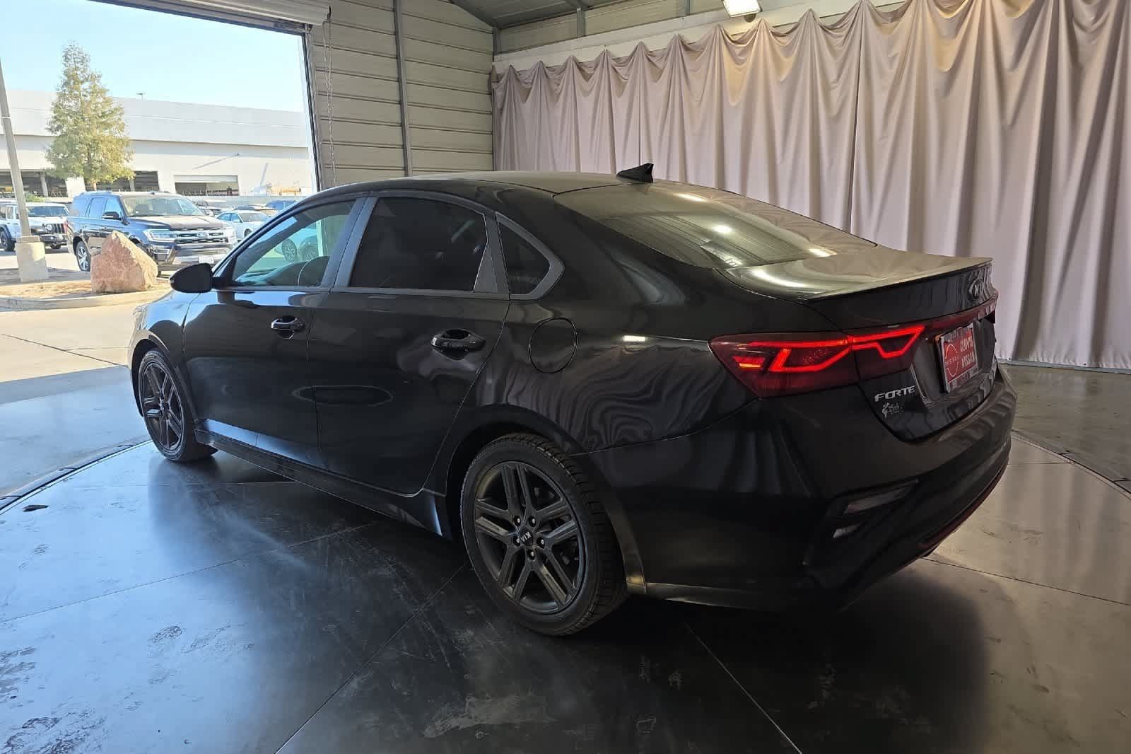 Used 2020 Kia Forte GT-Line FWD image 7