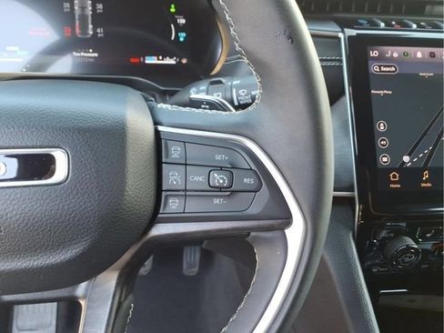 Used 2024 Jeep Grand Cherokee Limited 4xe AWD/4WD image 26
